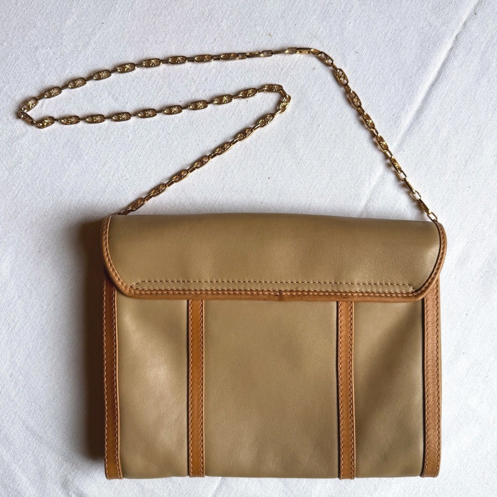 Vintage Celine Paris Triomphe Leather Chain Crossbody Tan Gold Hardware Flap - Picture 4 of 10